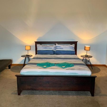 Bee'S Place - 3 Bedroom Home On 10 Acres Of Land With Distant Ocean Views Emu Bay Esterno foto