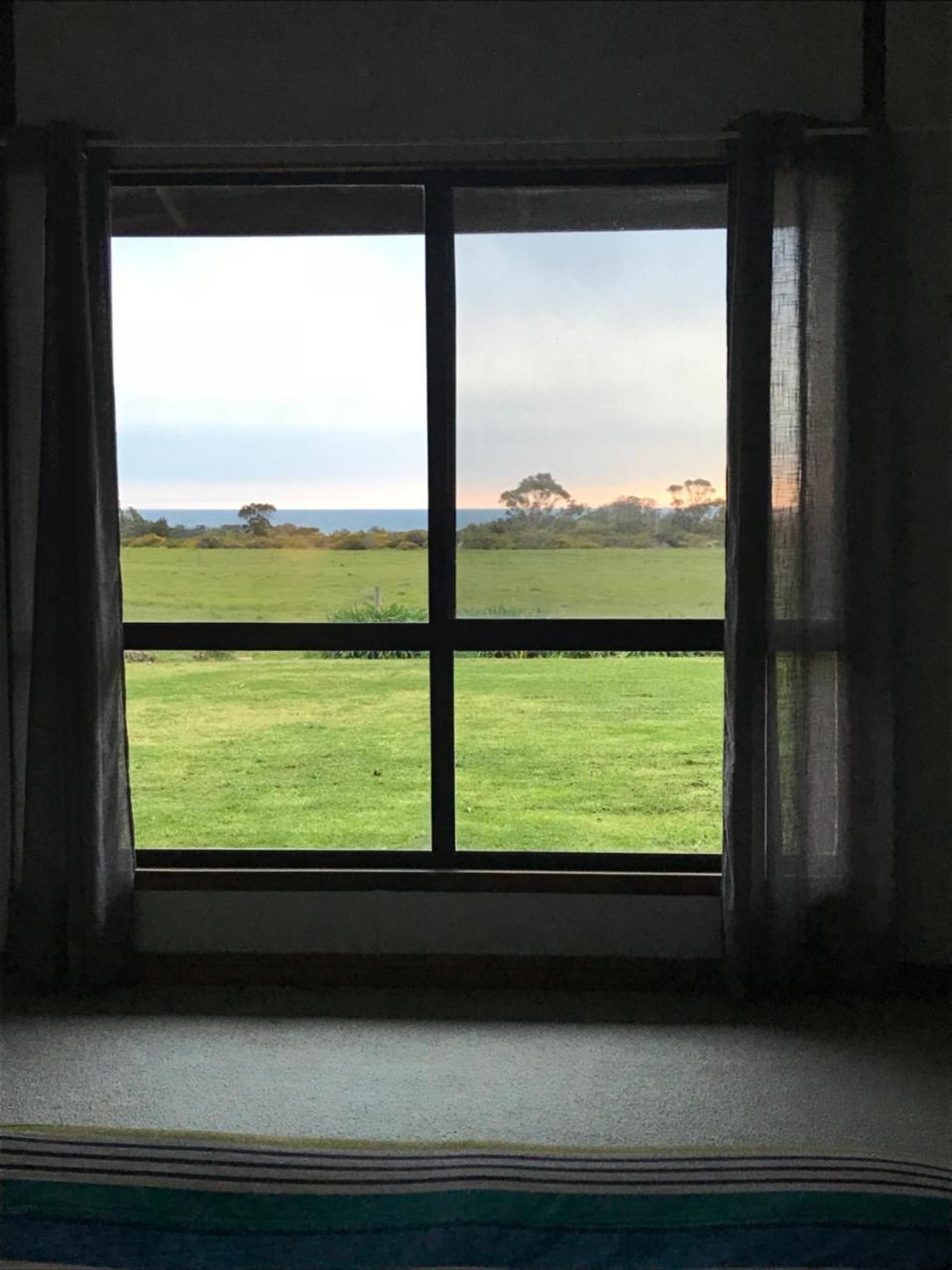 Bee'S Place - 3 Bedroom Home On 10 Acres Of Land With Distant Ocean Views Emu Bay Esterno foto
